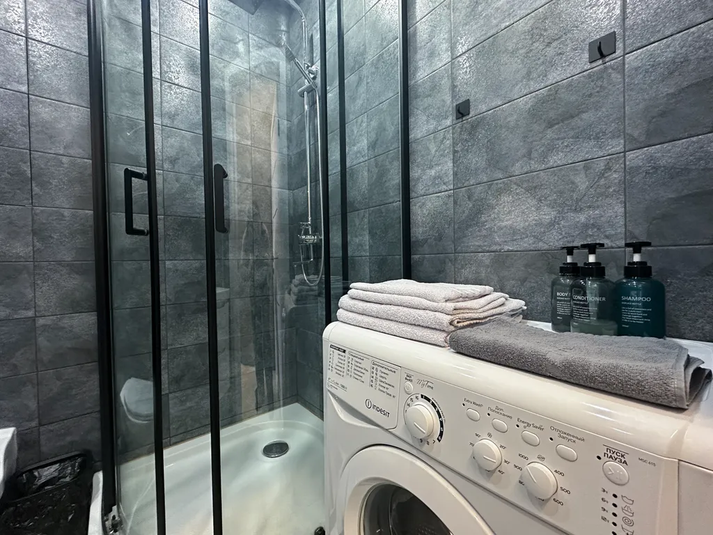 Дизайнерская студия ls-in the moment с видом на море с 11 этажа