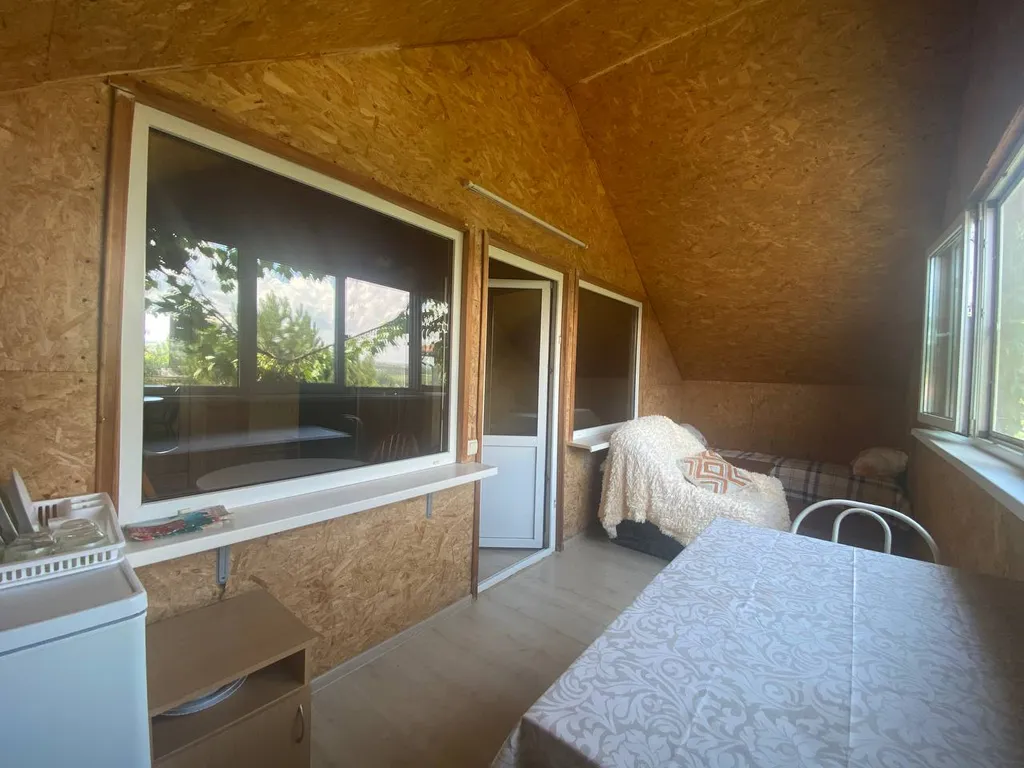 Уютный номер с видом на горы