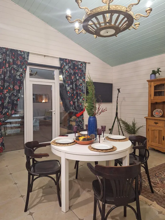 Дом - шале с сауной в историческом центре города