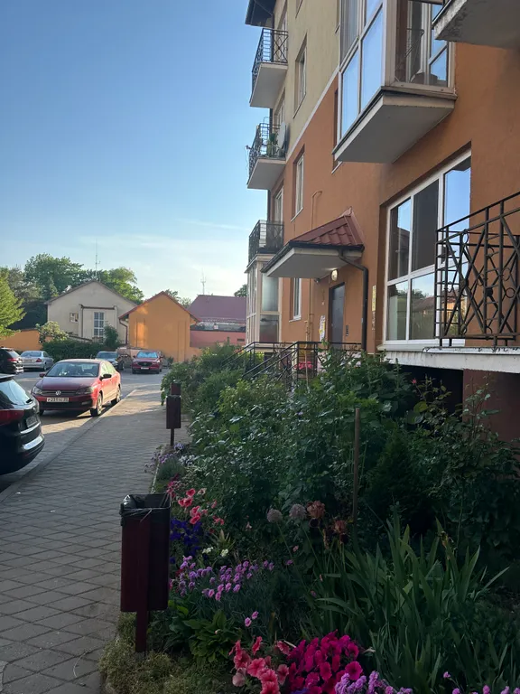 Квартира 3-комнатные апартаменты в центре — Зеленоградск