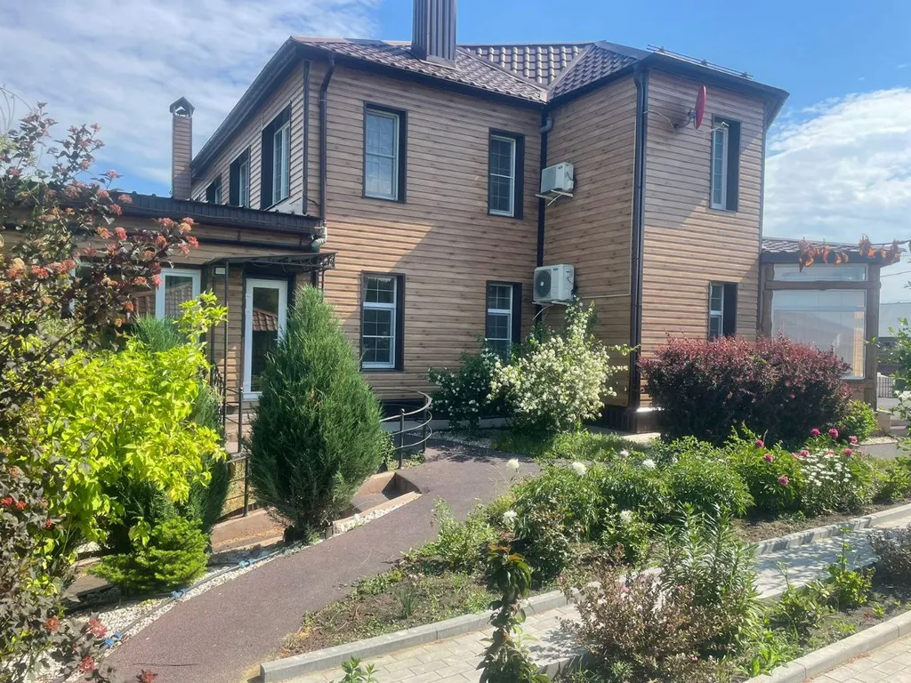 Дом у озера