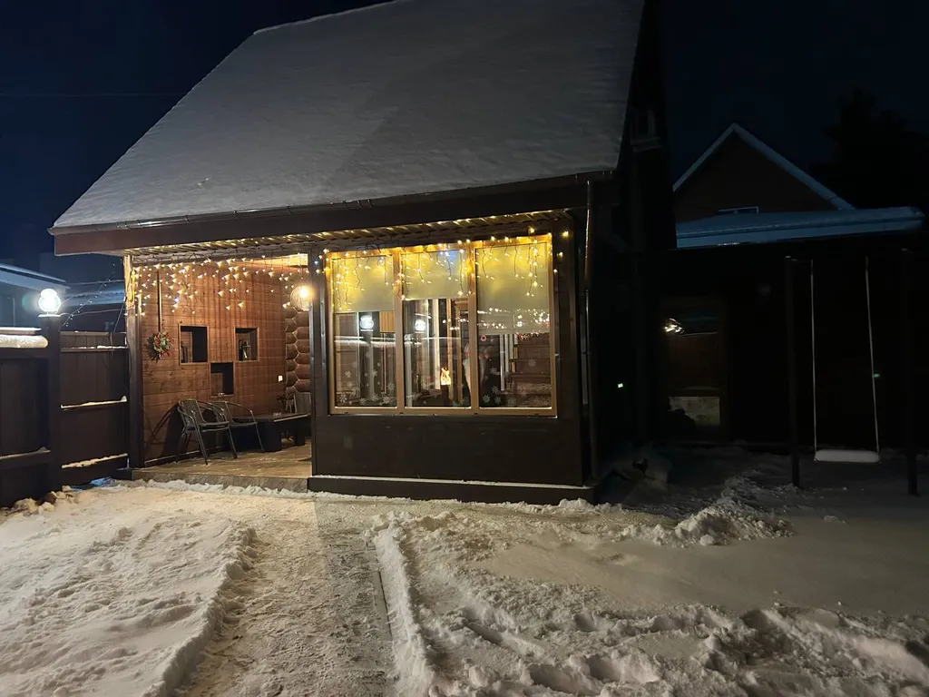 Дом для гостей в курортной зоне с мангальной зоной и парковкой