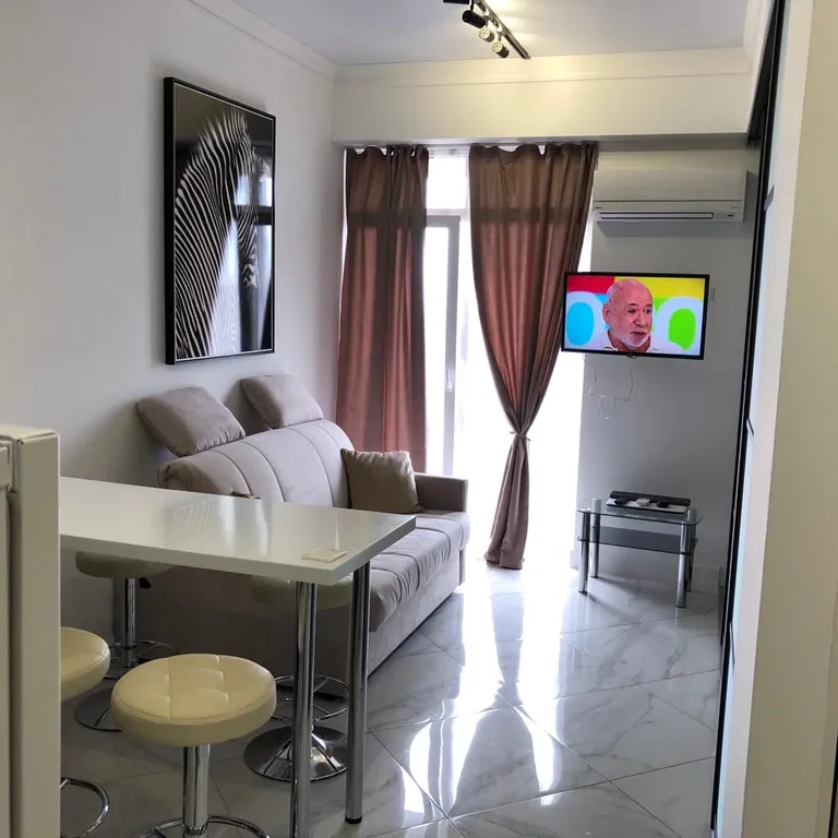 Квартира Квартира в центре в 100 метрах до моря с видом на море — Адлер