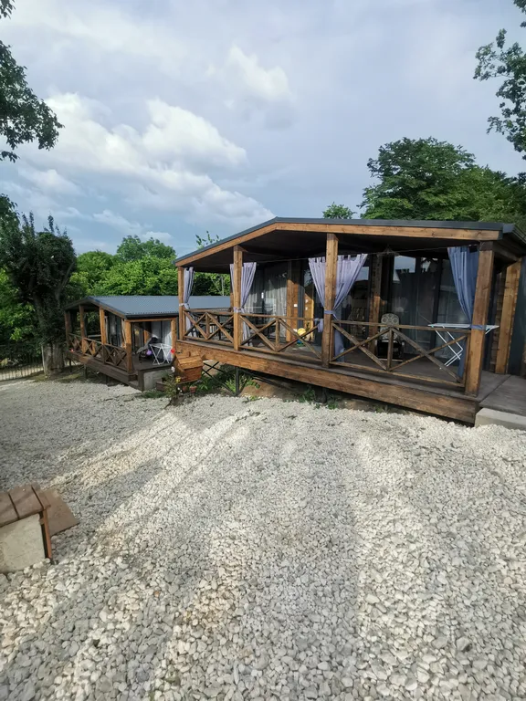 Коттедж Уютные домики с баней и тёплой купелью — аренда посуточно в Каменномостский