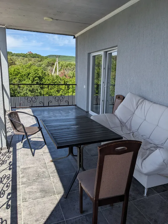 Вилла с теплым бассейном, баней и чаном в окрестностях Абрау-Дюрсо