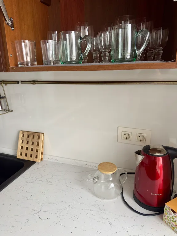 Оригинальная евротрешка в центре