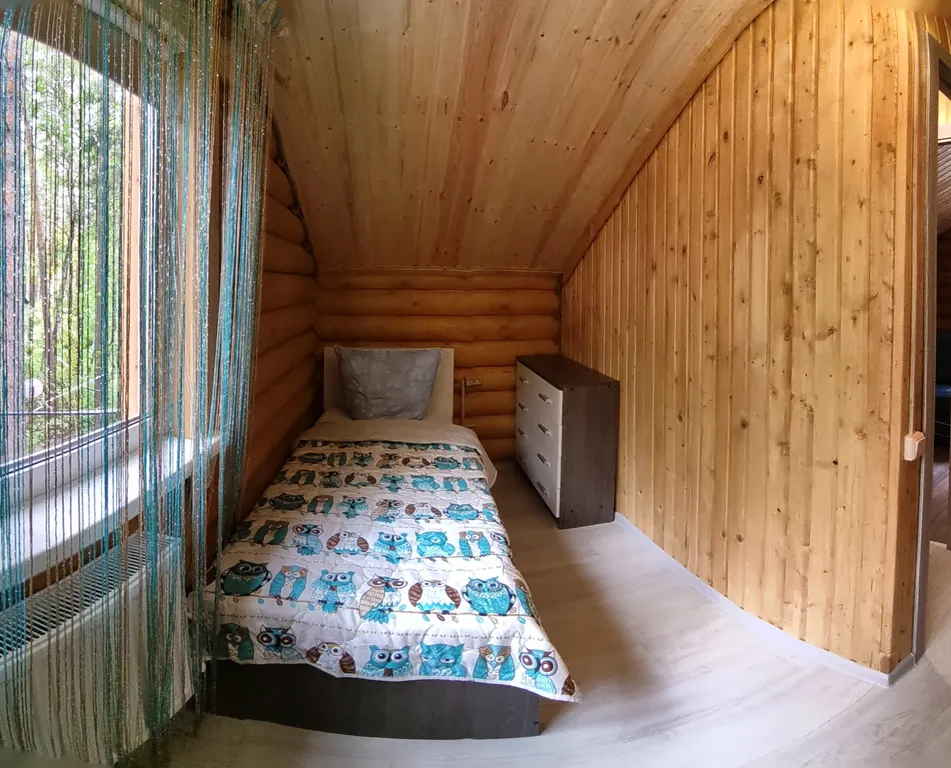 Дом Изумруд в лесу