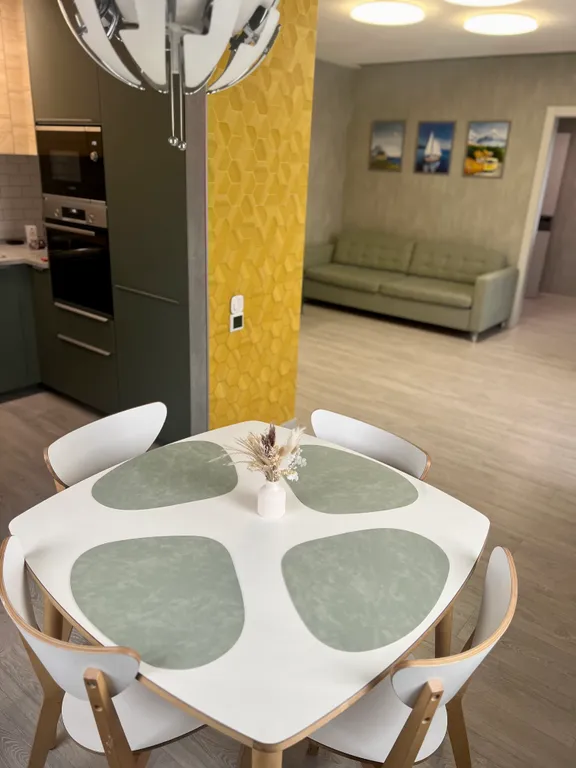 Видовые апартаменты 3-комнатные с террасой