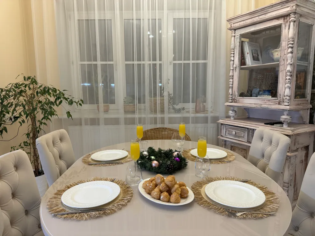 Просторная квартира на новый год с ёлкой в самом центре + 2 парковки