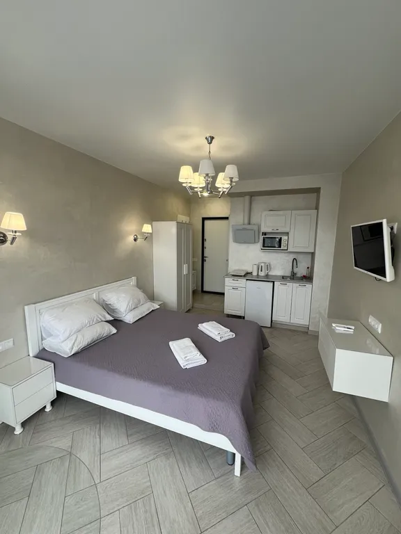 Комфортная, светлая, уютная студия. Шаговой 150-300метров к набережной