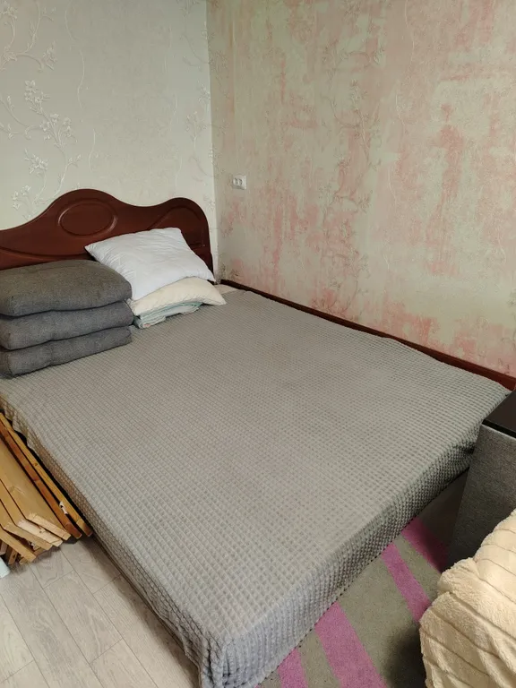 Квартира через дорогу от Терм