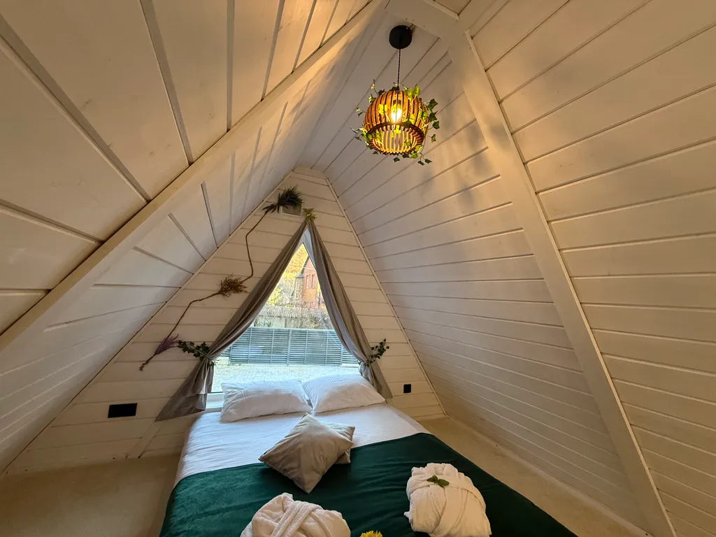 Коттедж А-фрейм коттедж Мята с бассейном — Прасковеевка