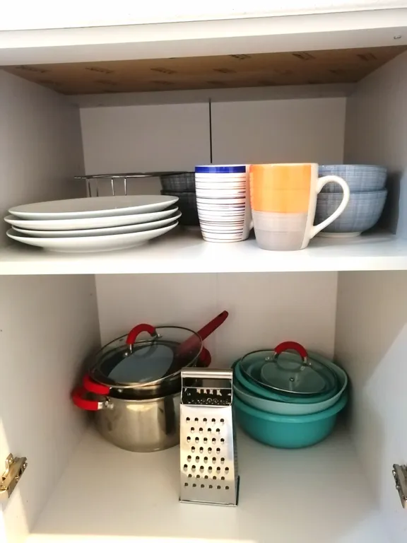 Каждому гостю подарок