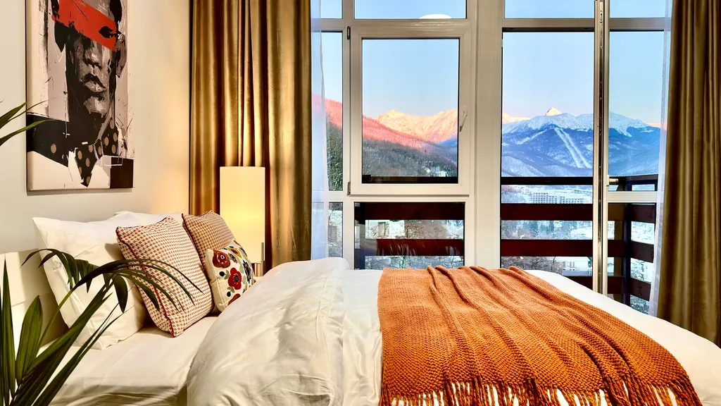 #58 Стильные апартаменты с видом на горы