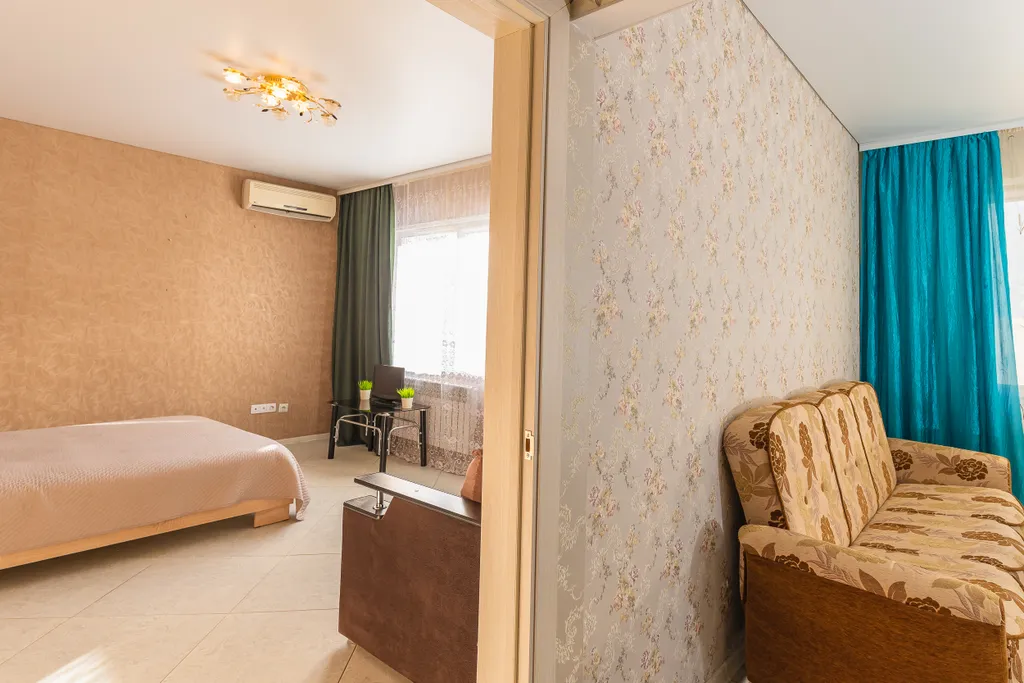 Двухкомнатная квартирка ЛайкХоум на Салмышской 65 у аквапарка