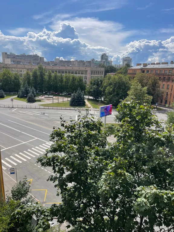 Квартира Просторная квартира у метро в центре Санкт-Петербурга — Санкт-Петербург