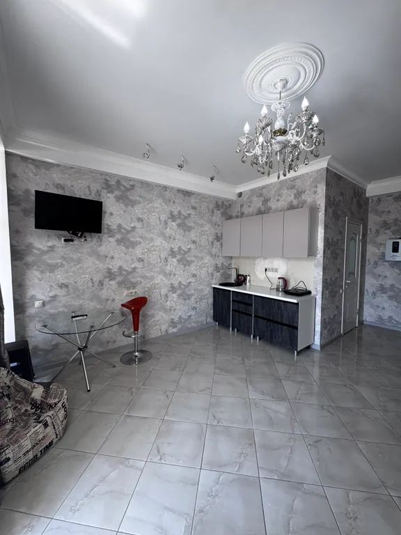 Просторная студия у моря