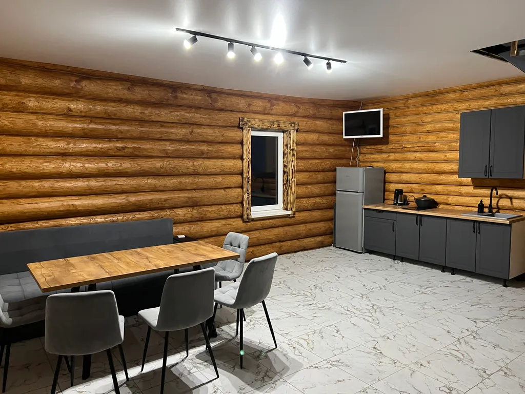 Коттедж Загородный дом для уютного отдыха с баней — Луга