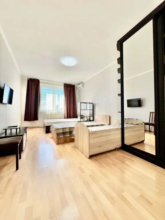 Квартира по типу Евро 2 с кондиционером у ТРК Планета на 5 гостей — аренда посуточно в Пермь