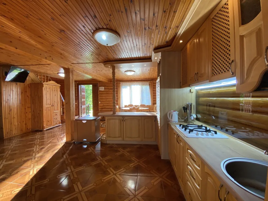 Сруб c бассейном и сауной