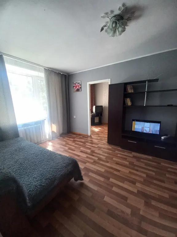 Квартира рядом с вокзалами и ТЦ Ребус