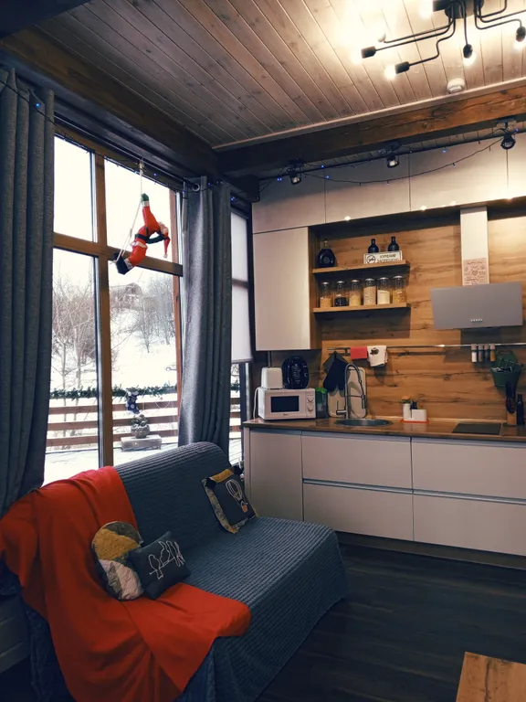 Парящий дом на Волге