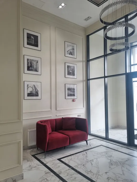 Видовая квартира в премиальном доме в центре