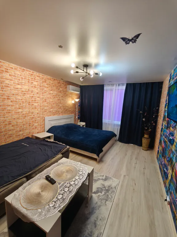 Уютная, чистая квартира с кондиционером в хорошем районе города