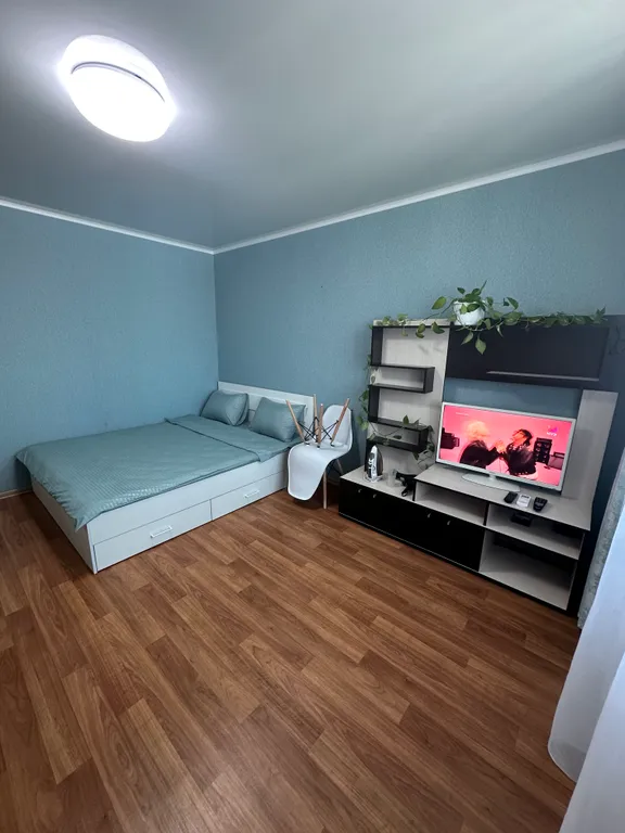 Уютная новая квартира в пяти минутах от трассы м4 — аренда посуточно в Шахты