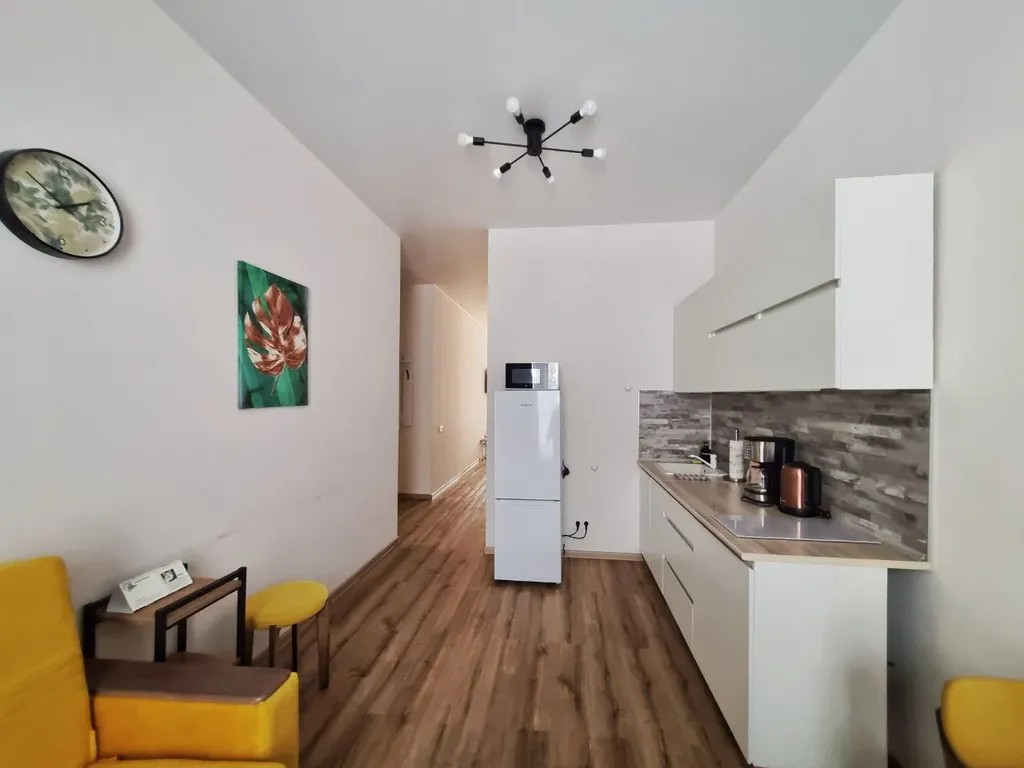 Рыжий Кот Семейный (уютная квартира на 6 спальных мест)