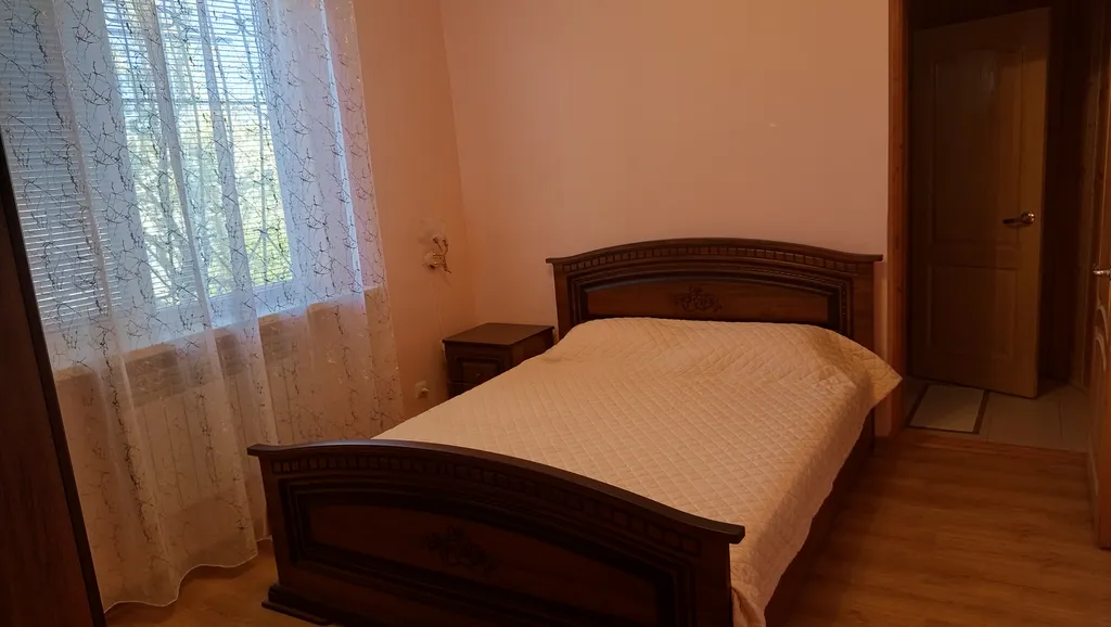 Дом на 7 чел с бассейном