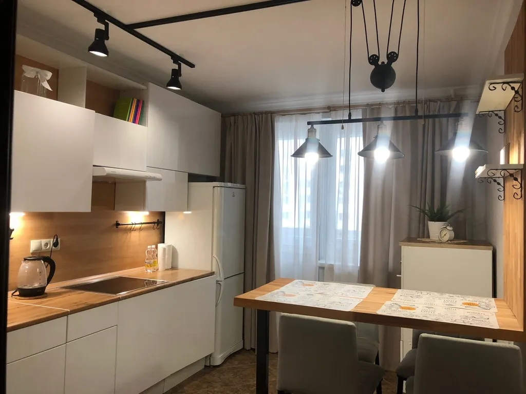 Двухкомнатная квартира рядом с метро и Крокус Сити Холл