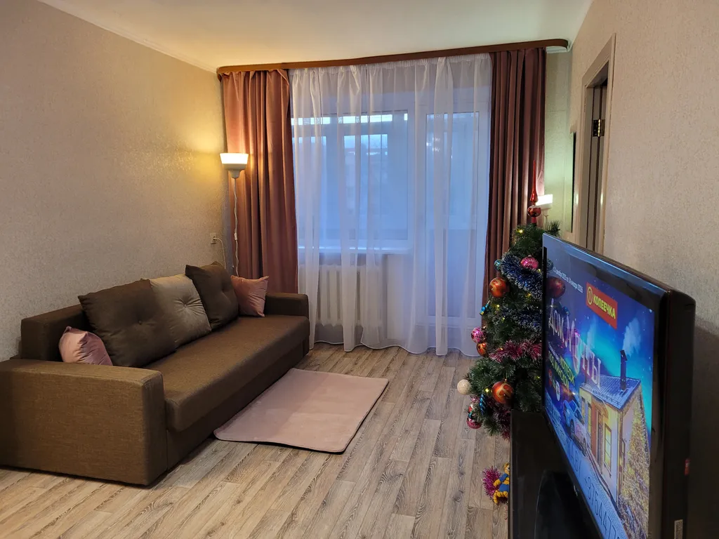 Двухкомнатная квартира рядом с центром