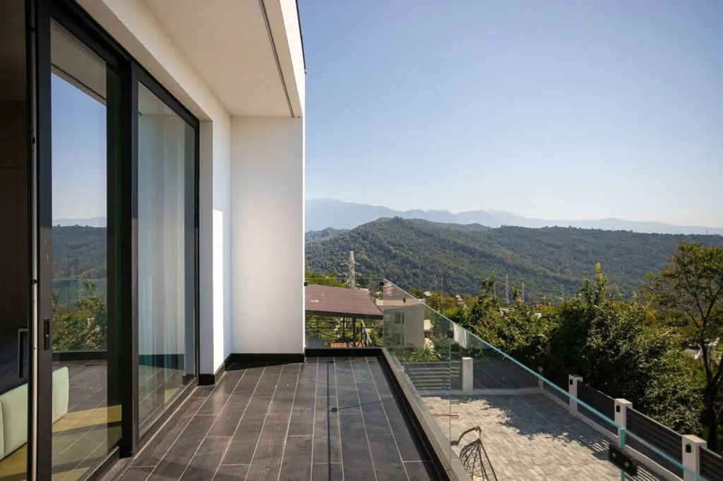 Вилла с бассейном и баней