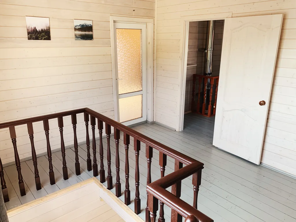 Коттедж Красный