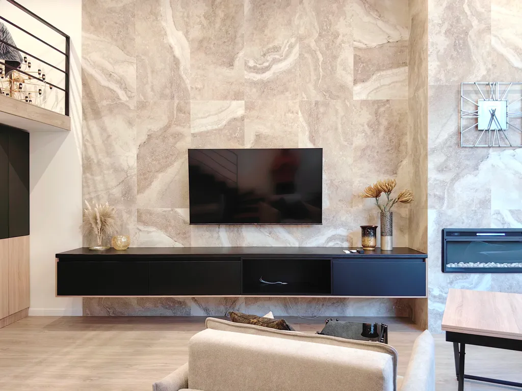 Двухуровневый апартамент в самом центре Сочи