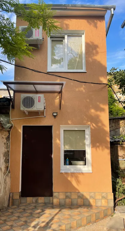 Домик два этажа возле моря