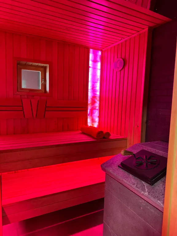 Уютный дом с баней