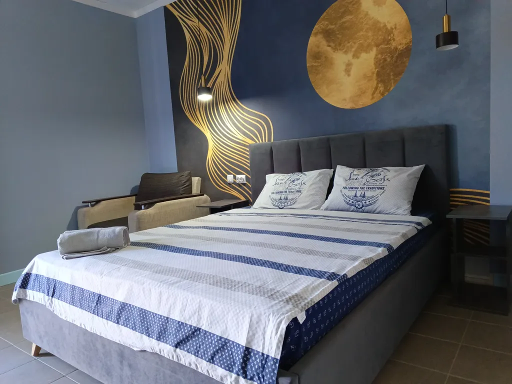 Квартира Комната — Новоотрадное