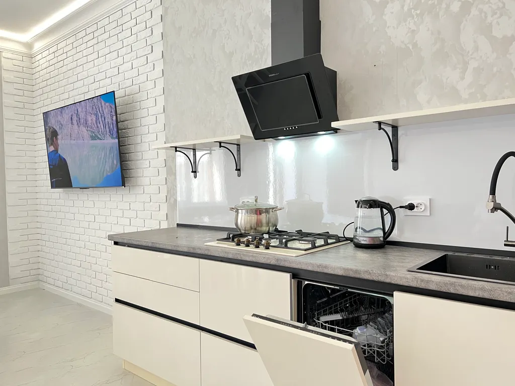 Домик на первой береговой линии