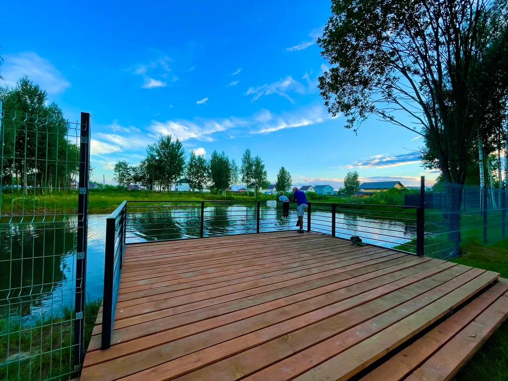 Дом Благодать у пруда семейный