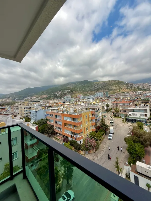 Уютная квартира с видом на горы, пляж Клеопатра