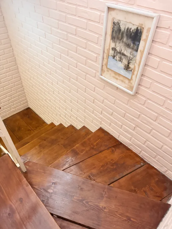 С бассейном рядом с морем