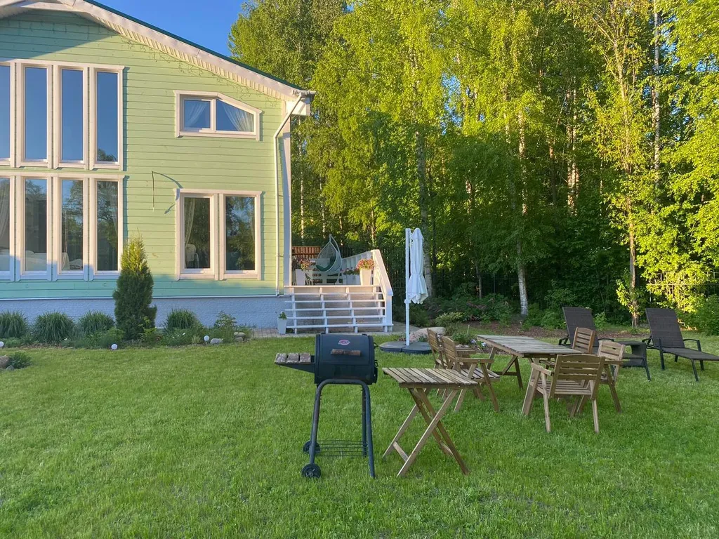 Коттедж MyHomeYourHome дизайнерский дом у леса — Первомайское