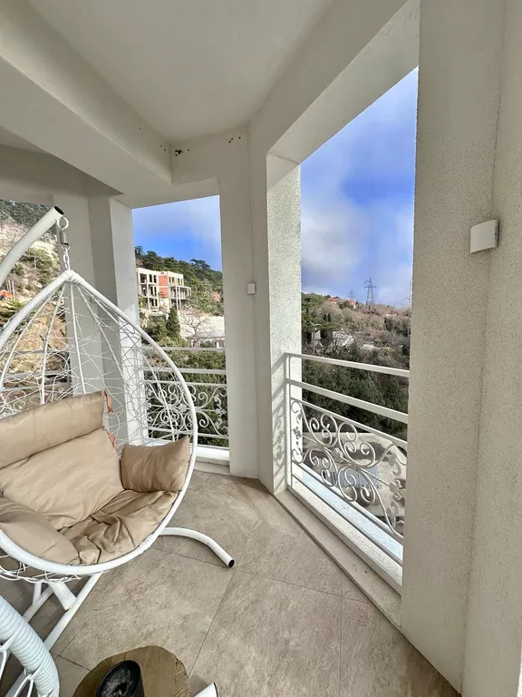 Уютная квартира с тремя спальнями с видом на море