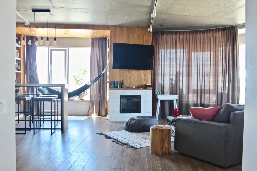 2х.ком.кв.  85.кв.м  в Центре вид на море и город , район Фуникулёра