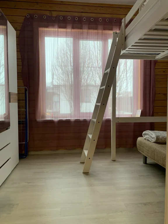 Уютный, теплый дом в живописном месте, дсонт Бердь