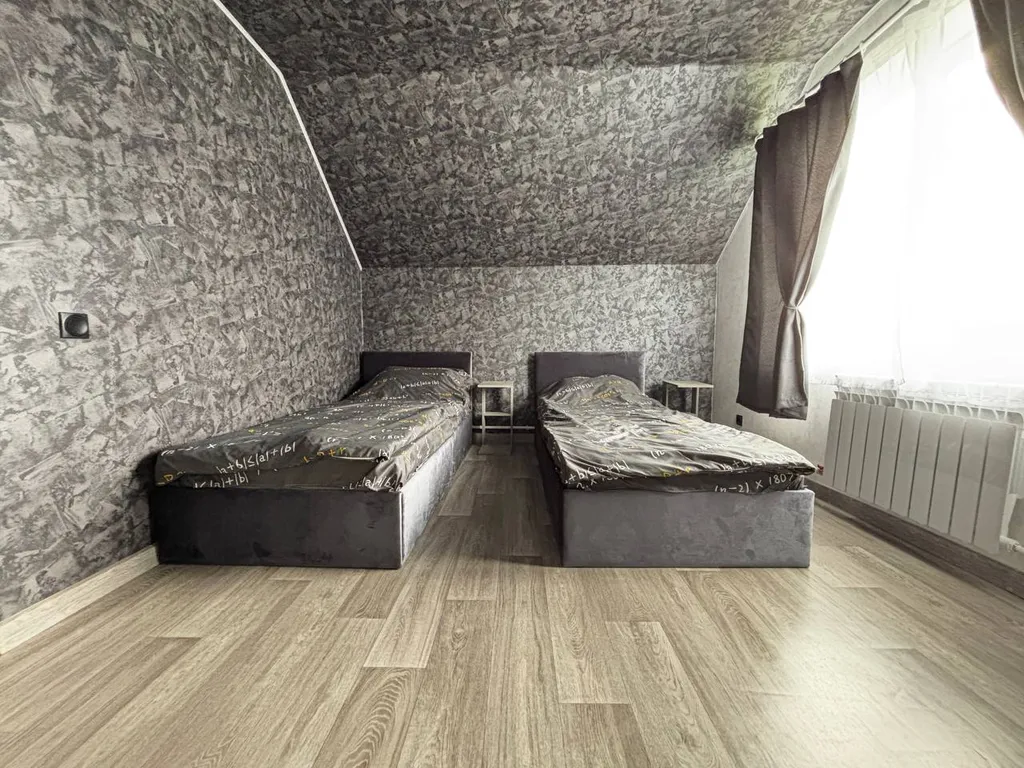 4-комнатный Дом