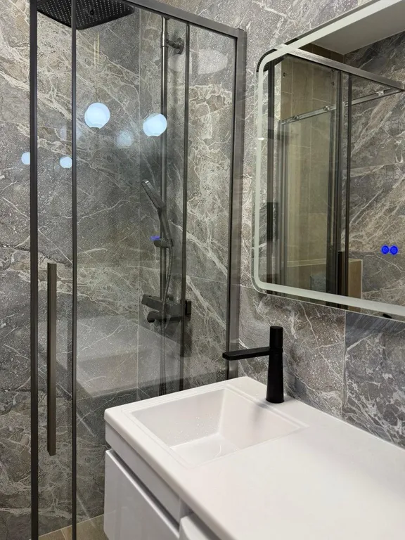 Современная стильная студия