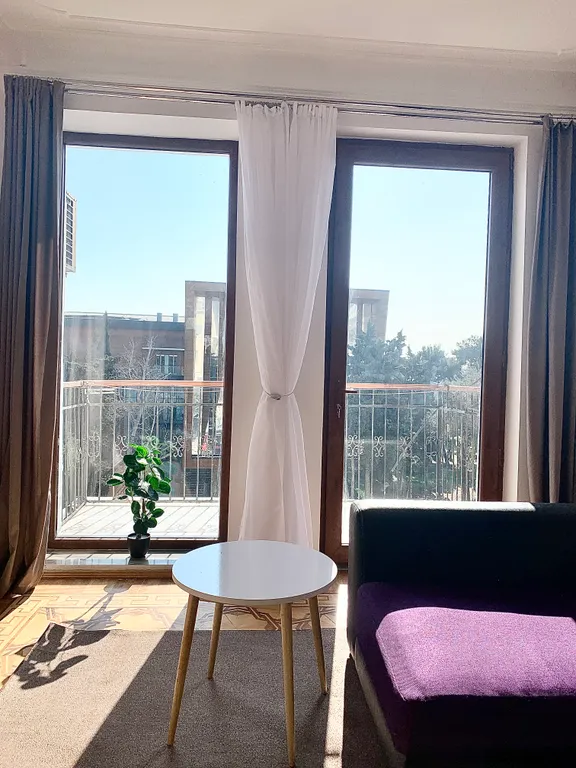 2 спальни в центре напротив бульвара